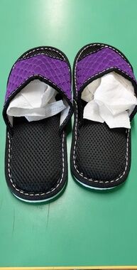 Purple & Black Women's Slide Sandals - Unbranded